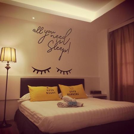 Hotel Zamburger Plaza Mahkota Malacca Kültér fotó
