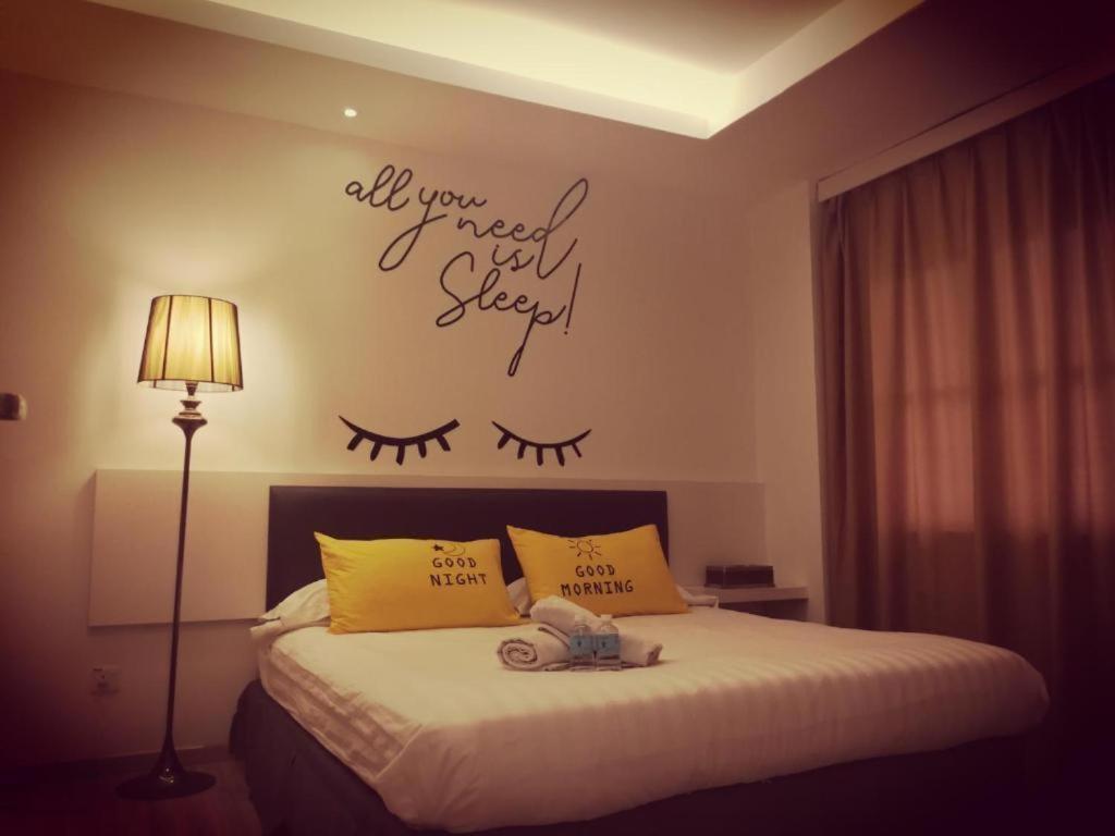 Hotel Zamburger Plaza Mahkota Malacca Kültér fotó