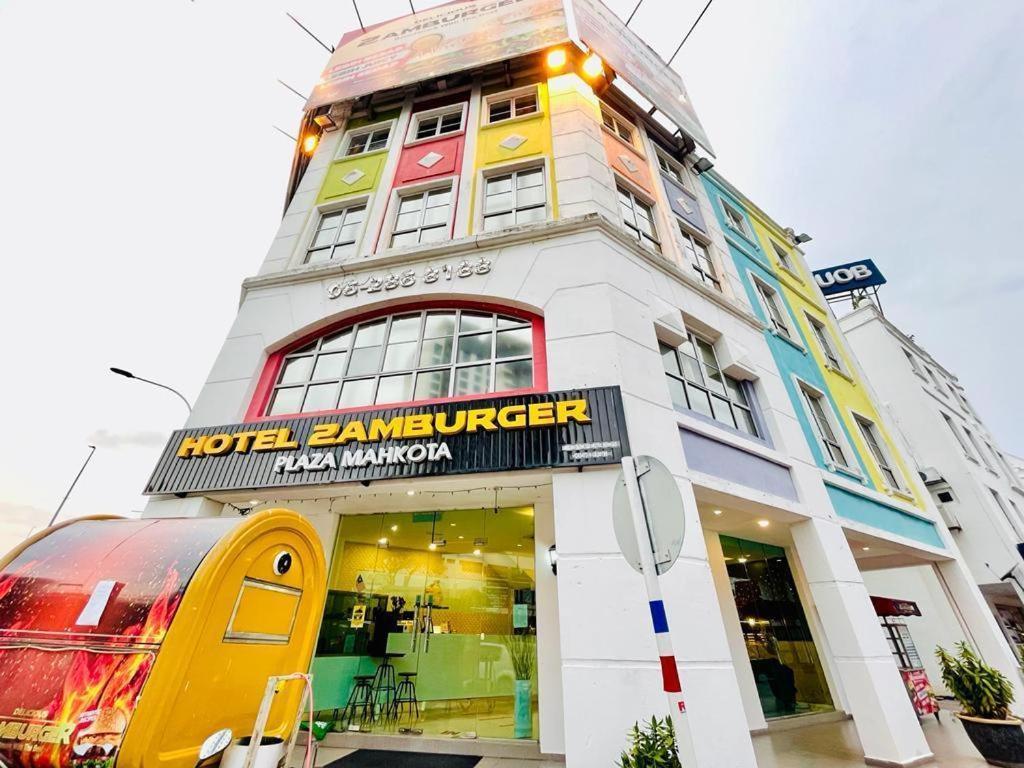 Hotel Zamburger Plaza Mahkota Malacca Kültér fotó