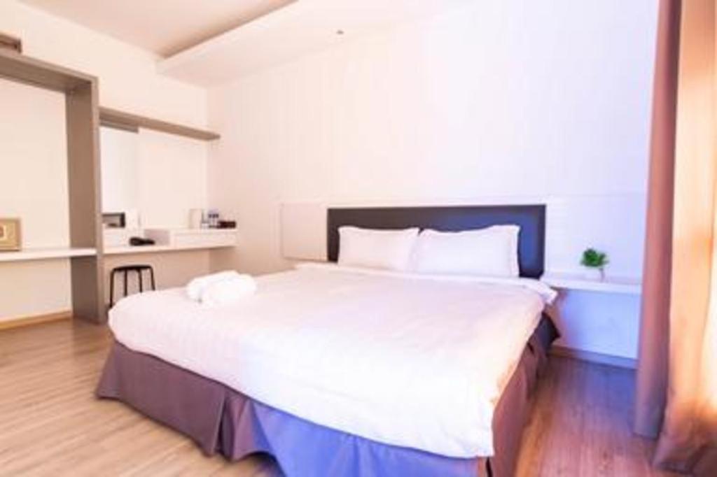Hotel Zamburger Plaza Mahkota Malacca Kültér fotó