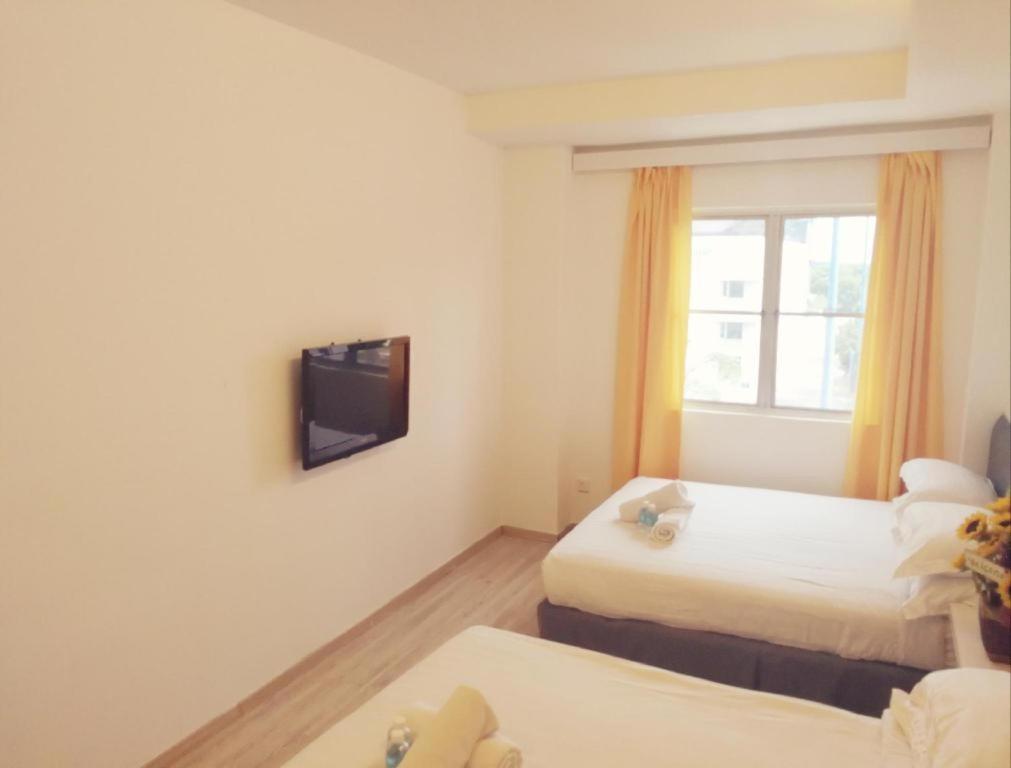 Hotel Zamburger Plaza Mahkota Malacca Kültér fotó